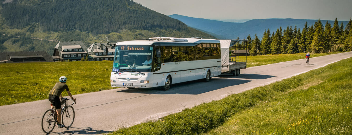 Riesengebirgs-Radwanderbusse