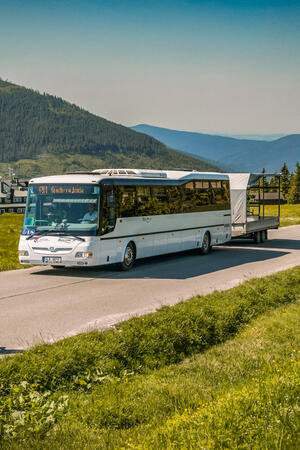 Riesengebirgs-Radwanderbusse