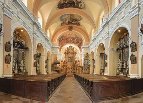 Interiér klášterního kostela sv. Augustina Vrchlabí
