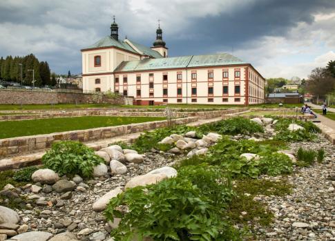 Augustiniánský klášter a klášterní zahrada Vrchlabí