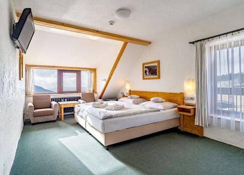 Resort Sv. František – Erlebachova a Josefova bouda 