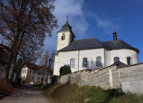 kostela Nejsvětější Trojice Roprachtice 