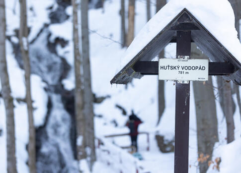 Z Rokytnice nad Jizerou na Dvoračky