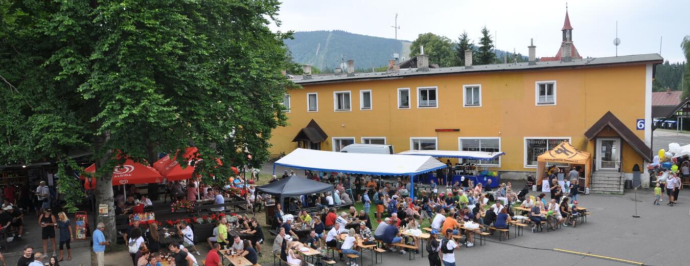 Harrachovské pivní slavnosti