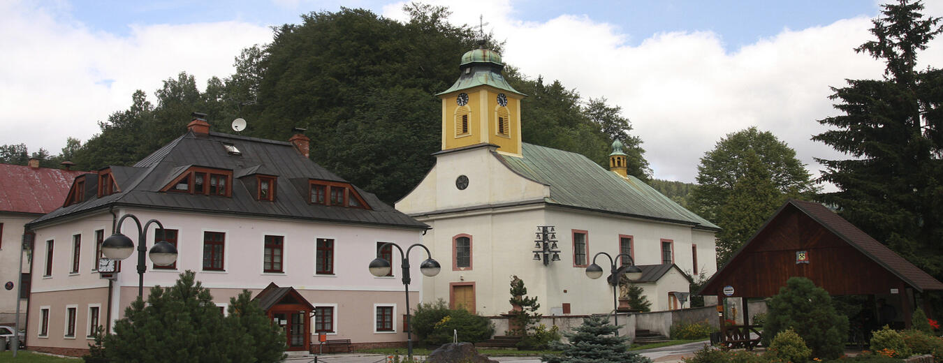 Handwerks-, Rübezahl- und Weihnachtskrippenausstellung