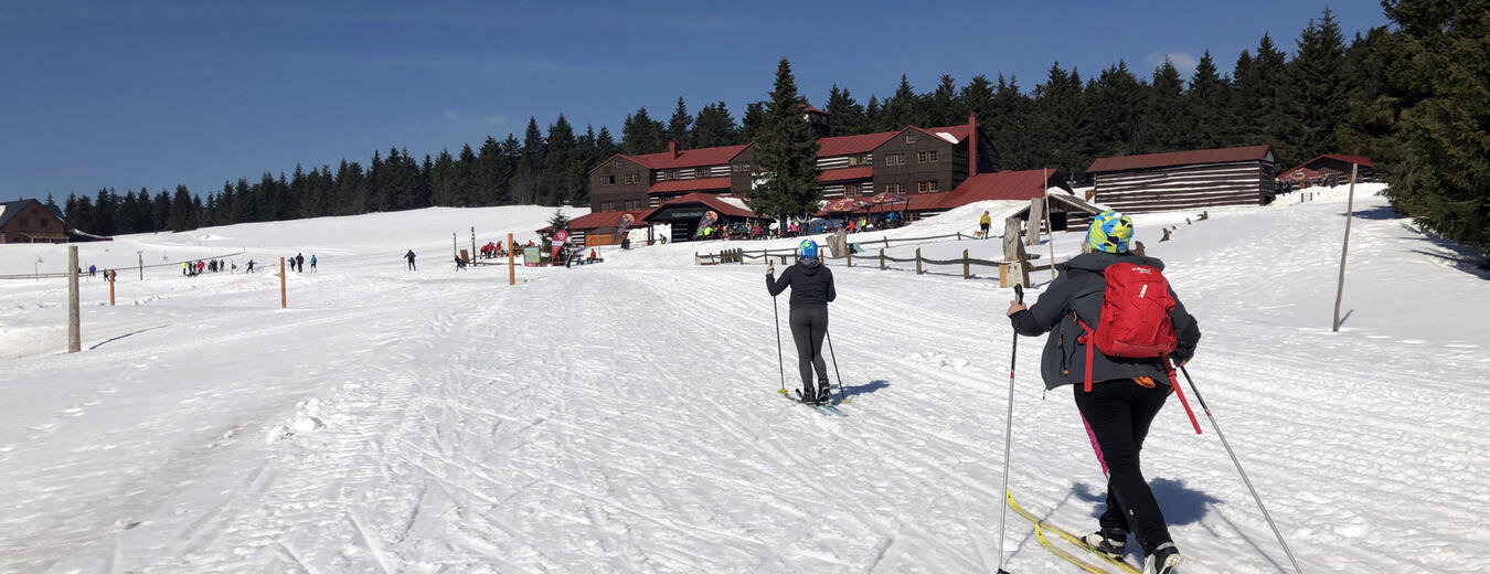 From Pec pod Snezkou to Hoffmanovy boudy Chalet