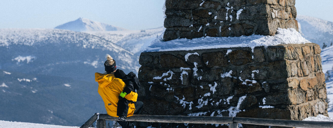 Pomnik Mohyla Hanče a Vrbaty