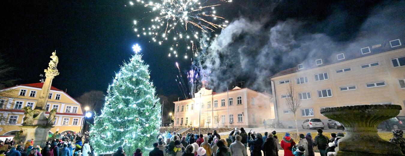 Rozsvěcení vánočního stromu - Žacléř 