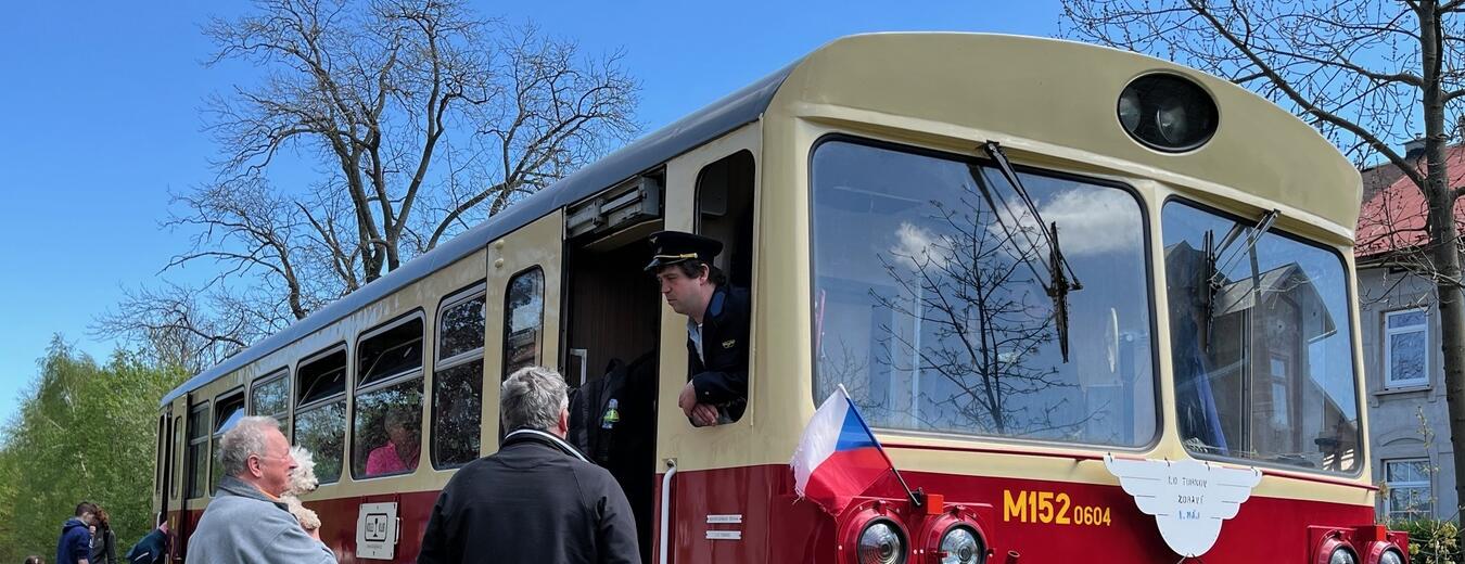 Prvomájová jízda motoráčkem 