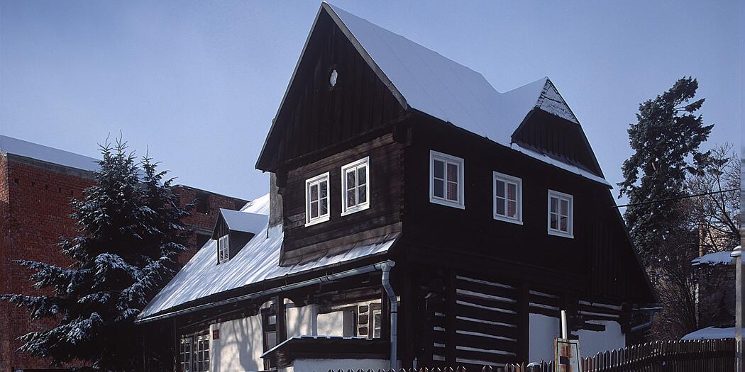 Das Haus mit den sieben Giebeln
