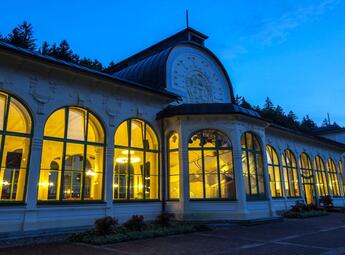 Kolumnada uzdrowiskowa w Jańskich Łaźniach