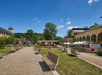 Secesyjna kolumnada uzdrowiskowa