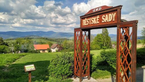 Vysoke-nad-jizerou-mestske-sady