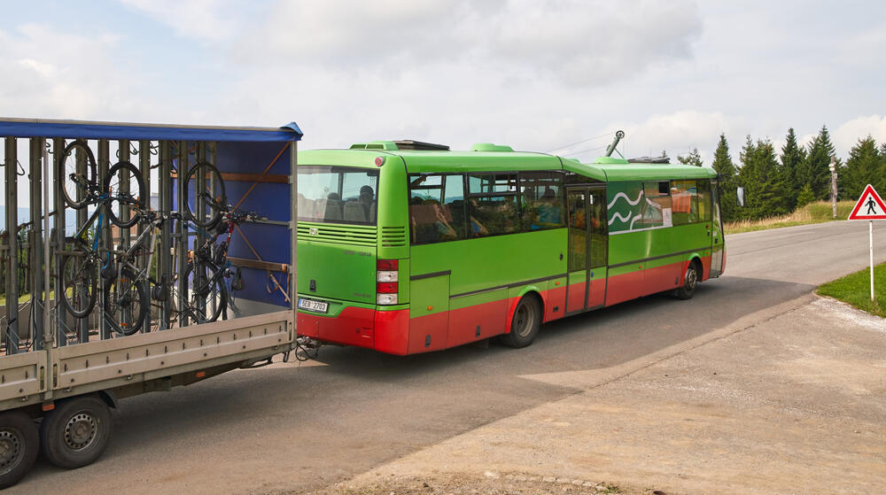 Krkonošský cyklobus s vlekem