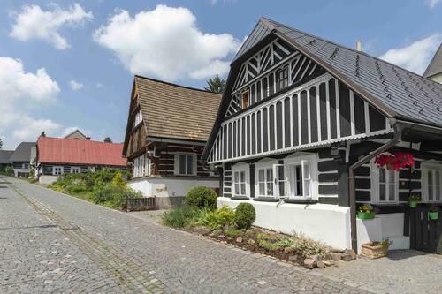 Zvědavá ulička v Jilemnici