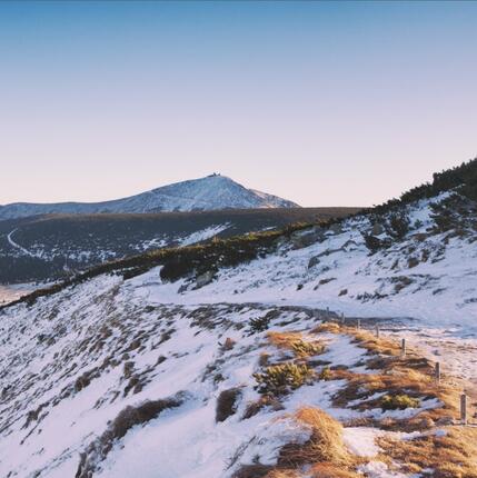 Jarní Sněžka